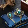 Broche de Diamante Estilo Palacio Barroco Rubí Incrustado Cadena Artesanal Hebilla de Pin Accesorios Retro Estilo Británico