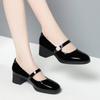 Zapatos de noche suaves para mujer, primavera y otoño 2024, nuevos zapatos de cuero de boca baja, zapatos de punta cuadrada de una sola capa con Mary Jane, zapatos de dama de honor