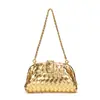 2026 Nuevo Bolso de Mano Tejido Hecho a Mano, Bolso Nube Personalizado, Moderno Bolso de Cadena Clip Shell para Mujer de Hombro Cruzado