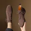 Botines para mujer, colección otoño/invierno 2026 de moda, con tacón de cuña, tacón alto, diseño de cordones, piel genuina y una estética de bota tipo Martin de estilo británico