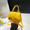 Bolsa Simples de Feltro para Mulheres 2025 Outono Nova Moda Versátil Texturizada Bordada Transversal Ombro Pequena Quadrada