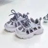 Zapatos Deportivos Infantiles Otoño 2026 Zapatos para Niños Zapatos Casuales Ligeros de Malla Niños y Niñas Niños Pequeños y Medianos Zapatos Antideslizantes para Papá