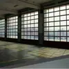 Porta Transparente de Vidro para Loja 4S de Carros, Porta Transparente com Estrutura de Liga de Alumínio, Revestimento de Vidro Preto, Porta de Garagem, Porta Elétrica