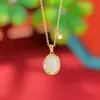 Yuebao Joias Prata Esterlina S925 Esmalte Jade Hetian Jade de Água Clara Pingente em Forma de Ovo Tulipa Corrente de Clavícula Estilo Nacional Suave