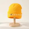 Comercio Exterior Más Vendido Sombrero de Lana Otoño e Invierno Protección contra el Frío para Ciclismo Sombrero de Punto Cálido Personalidad Tendencia Bordado Simple Sombrero de Acrílico