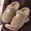 Nuevas y modernas pantuflas de algodón para parejas, engrosadas para abrigar en otoño e invierno, con suelas suaves, diseño antideslizante, adecuadas para usar en interiores y exteriores, e ideales para uso posparto