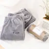 Traje de Pijama Arcoíris Invierno Engrosado Dibujos Animados Durazno Pijamas Ropa de Casa para Mujer Coral Fleece Moderno Holgado