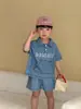 Conjunto Jeans de Verão Infantil 2026 Nova Roupa de Verão para Meninas, Shorts Casuais Largos de Manga Curta para Meninos, Roupas de Bebê