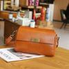 Bolsa de Ombro Feminina em Couro Bovino de Primeira Camada Tanning Vegetal, Quadrada Fashionável para Motocicleta, Prática, Grande Capacidade, Multi-Compartimentos
