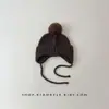 Chapéus de Lã Infantis Coreanos para Meninos e Meninas, Chapéus de Tricô Aconchegantes e à Prova de Frio com Proteção para Orelhas, Chapéus de Lã com PomPom Infantis da Moda para o Inverno
