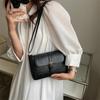 Bolso de Hombro Retro Elegante Nuevo Verano 2025, Bolso de Mano de Moda, Bolso Baguette para Hombro, Bolso Cuadrado Pequeño Casual de Color Sólido
