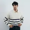 Suéter Cardigan Novo Estilo Outono e Inverno 2025 Retrô Americano Casual Estilo Preguiçoso Gola V Malha Jaqueta Cor Lisa Masculina
