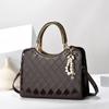 Bolsa feminina 2024 nova textura boutique diamante portátil diagonal bolsa moda europeia e americana grande capacidade bolsa de ombro atacado
