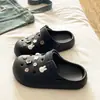 Comodidad DiariaVerano Viajes Versátiles Ligeras Sandalias EVA con Lindos Botones de Conejo para Estudiantes, Pantuflas Cerradas para Mujer