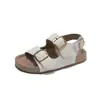 Sandálias Birkenstock Infantis 2026 Verão Novo Estilo Coreano Sandálias de Praia Abertas com Solado de Cortiça para Meninas Sapatos Frescos Respiráveis para Bebê