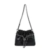 Bolso de diseño único para mujer, nueva colección otoño 2026, moderno bolso tipo cubo con cordón plisado, bolso de hombro/cruzado ligero y lujoso para el trabajo