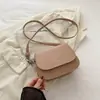 Bolsa Simples Bonita Feminina 2024 Nova Moda Estilo Coreano Pequena Bolsa Quadrada Texturizada Casual Bolsa Pequena Bolsa de Ombro Linda