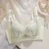 Nueva lencería de encaje para otoño e invierno para mujer, diseñada para realzar el busto, proporcionando un top cómodo y fino y un bottom grueso, creando un look favorecedor y sexy con un toque de lujo