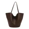 2026 Nuevo Bolso de Hombro de Gran Capacidad Estilo Coreano Versátil para Viajar Bolso de Hombro Cruzado Bolso Tipo Cubo para Mujer
