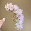 Grampo de Cabelo com Flor de Tecido com um Toque Super Fada, Atmosfera Suave e Elegante, Acessório de Cabelo Requintado e Luxuoso