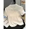 Camisa Polo com ombros retos, estilo curto para mulheres petite, design estiloso com gola de lapela, caimento justo, camada base de malha, novo modelo de manga curta para primavera e verão