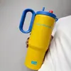 Taza Térmica Nueva con Asa, Portátil para Estudiantes, Acero Inoxidable 316, Gran Capacidad, Alto Valor Estético, Taza con Popote, Taza para Coche