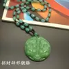 Atacado de fábrica Yiwu estilo étnico calcedônia verde escuro colar Guanyin Dragão marca Buda barrigudo corrente longa para suéter