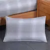 Fronhas de tecido grosso estilo antigo para adultos, preço especial de liquidação, modelo novo, conjunto de dois, não desbota, com zíper