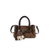 Em estoque Nova Bolsa Feminina Fosca Estilo Coreano Bolsa de Mão Versátil da Moda Bolsa de Ombro Único Transversal de Camurça Pelúcia Retrô