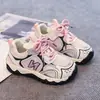 Tênis Dad Mesh Versátil da Moda para Crianças 2026 Verão Novo Tênis Versátil para Meninos Tênis de Corrida para Meninas Tendência