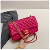 Bolso acolchado de cadena de moda para mujer, bolso de mano versátil popular, bolso cruzado elegante, bolso de hombro chic para el trabajo, comercio exterior