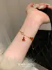 Pulseira Pingente Flor de Zircônia Banhada a Ouro Real, Luxo Leve, Alta Qualidade, Pulseira Versátil, Design de Moda e Elegante