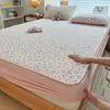 2026 Novo Modelo Lençol Impermeável Acolchoado com Fio Bouclé para Cama Grande, Lençol Acolchoado Bordado Xadrez, Lençol de Peça Única1111