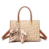 Bolso Transfronterizo Nuevo para Mujer Otoño/Invierno 2026 para Mujeres de Mediana Edad, Bolso de Hombro Sencillo, Elegante Bolso de Mano para Mamá para Dropshipping