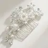 Nova Joia Europeia e Americana Acessório de Cabeça Liga Metálica Moda Pérola Strass Pente de Cabelo para Noiva Acessórios de Cabelo para Vestido de Casamento Pente
