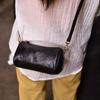 Bolsa Transversal Fina Feminina Original de Couro de Vaca Camada Superior Estilo Mori com Alça de Ombro Fina Fundo Largo Combina com Tudo Couro Genuíno Simples Vintage de Ombro Bolsa de Axila