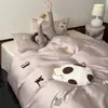 100 Fios de Alta Contagem ~ Conjunto de Quatro Peças 100% Algodão Bordado em Toalha Estilo Princesa Romântico Algodão Puro Capa de Edredom Lençol de Cama Algodão de Fibra Longa Cetim Saia de Cama