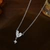 Elegante cadena de clavícula con microincrustaciones de circonitas electrochapadas en oro auténtico para mujer, collar de estrella de ocho puntas de alta calidad, exquisito collar de amor que combina con todo.