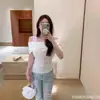 2025 Estilo Puro Desejo Renda Costurada Cor Pura Manga Curta Malha Feminina Verão Emagrecedor Decote Caído Sexy Versátil t