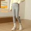 Nuevas Medias Infantiles Otoño/Invierno 2026 Doble Aguja Tejidas a Mano Ropa Exterior Pantalones Base para Niñas Medias de Una Pieza de Dibujos Animados para Bebé