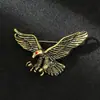 Traje de Lujo Ligero para Hombre Broche de Corona León Accesorios de Ropa Popular Celebridad de Internet Cabeza de Águila Ciervo Broche de Presentador