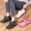 Botas de Chuva Femininas Modernas Novas Impermeáveis de Cano Curto Antiderrapantes Resistentes ao Desgaste Sapatos de Borracha para Trabalho na Cozinha com Solado Grosso Sapatos Aquáticos com Solado Macio