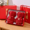 Toalha de casamento algodão atacado caixa de presente brinde toalha vermelha celebração palavra de bênção de casamento palavra longevidade LOGO bordado