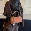 Bolso Femenino Nuevo Estilo Coreano Chic Simple Otoño 2026, Bolso de Hombro Bajo Brazo Casual Moda Retro Nicho, Bolso Baguette