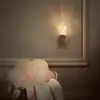 Luz de Noche Creativa de Enchufe Gy083 Acrílico Personalizada Estilo Mariposa Controlada por Luz Sensor de Atmósfera para Dormitorio Luz de Noche