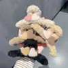 Presilha de Cabelo de Pelúcia em Formato de Coração para Outono e Inverno para Mulheres, Estilo de Alto Padrão, Adequada para Penteados Presos na Parte de Trás da Cabeça, Presilha Jacaré, Acessório de Cabelo Moderno e Versátil