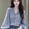 Top de camisa de manga comprida floral azul estilo floresta, requintado e único, com temperamento feminino, estilo francês, design novo, solto e casual, para o início do outono