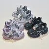 Zapatos con forro de felpa para niñas, zapatos para niños, nuevos zapatos deportivos transpirables para niños para otoño/invierno 2026, estilo popular para niños