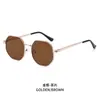 Nuevas gafas de sol pequeñas de estilo retro, de moda tanto para hombres como para mujeres, perfectas para el estilo callejero europeo y americano, con montura metálica y diseño octogonal, que aportan un aspecto sofisticado, y adecuadas para caras redondas