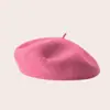 Boina de lana de color liso de alta gama para mujer, hace que el rostro se vea más pequeño, sombrero de pintor, material engrosado, moderno y versátil, venta al por mayor de boinas